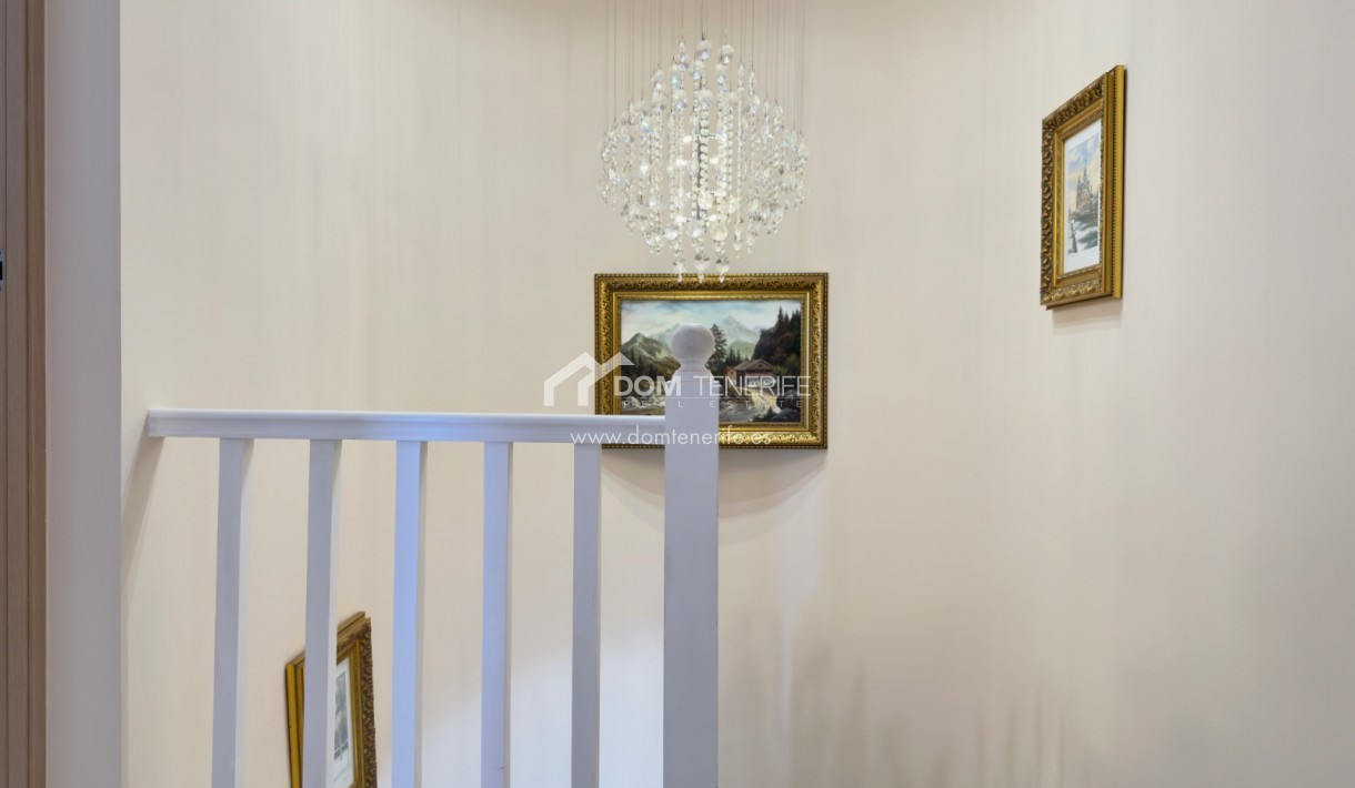 Wiederverkauf - Stadthaus -
Adeje - Torviscas Alto