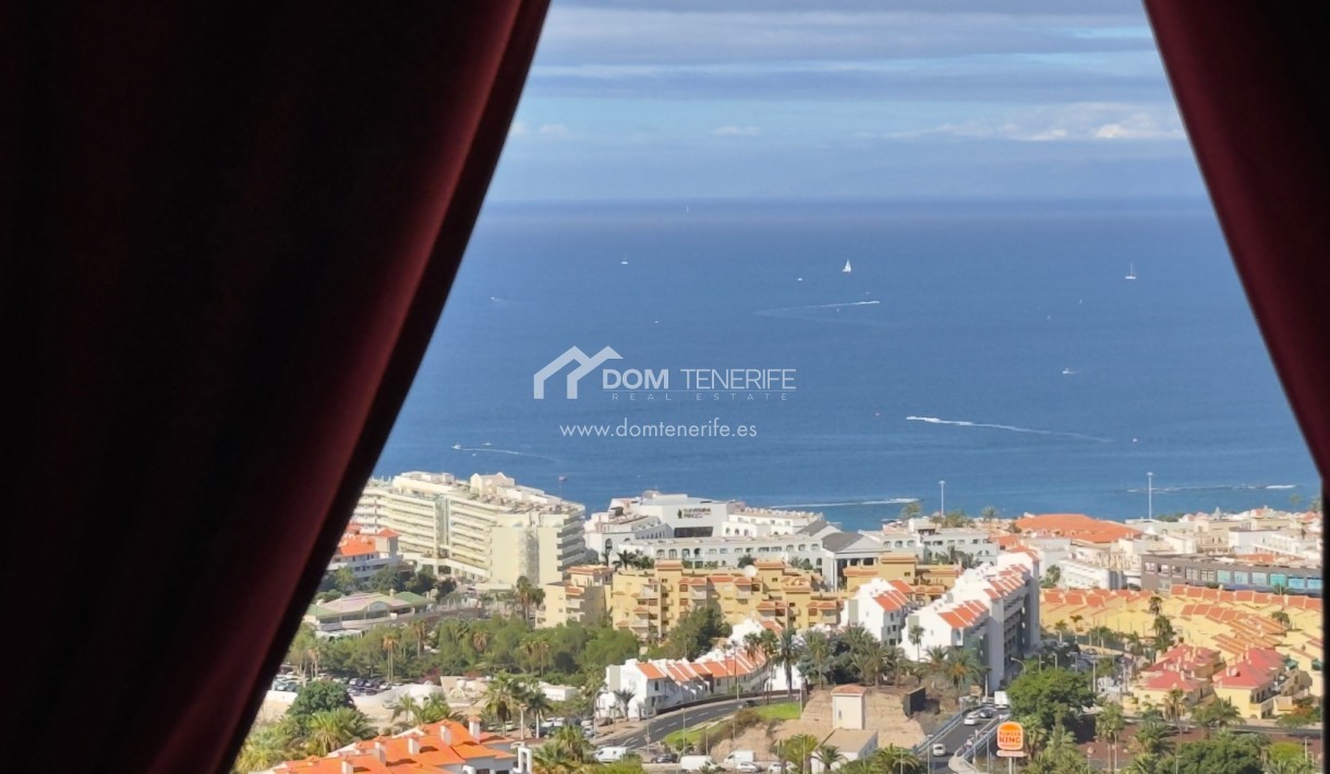 Wiederverkauf - Stadthaus -
Adeje - Torviscas Alto