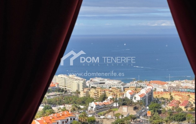 Wiederverkauf - Stadthaus -
Adeje - Torviscas Alto