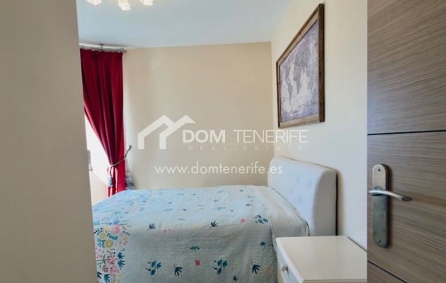 Wiederverkauf - Stadthaus -
Adeje - Torviscas Alto