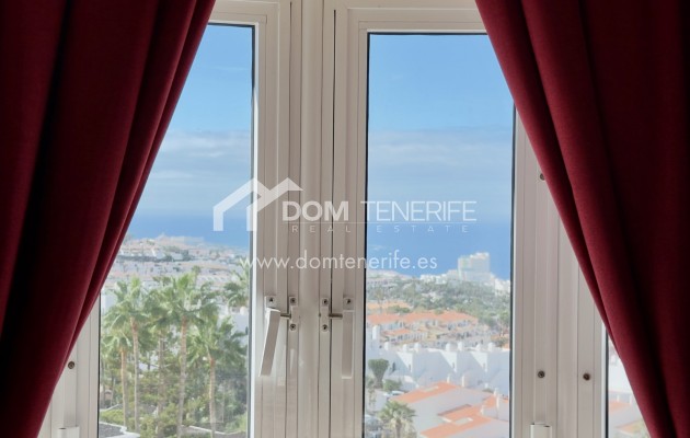 Wiederverkauf - Stadthaus -
Adeje - Torviscas Alto