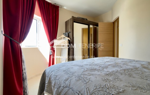 Wiederverkauf - Stadthaus -
Adeje - Torviscas Alto