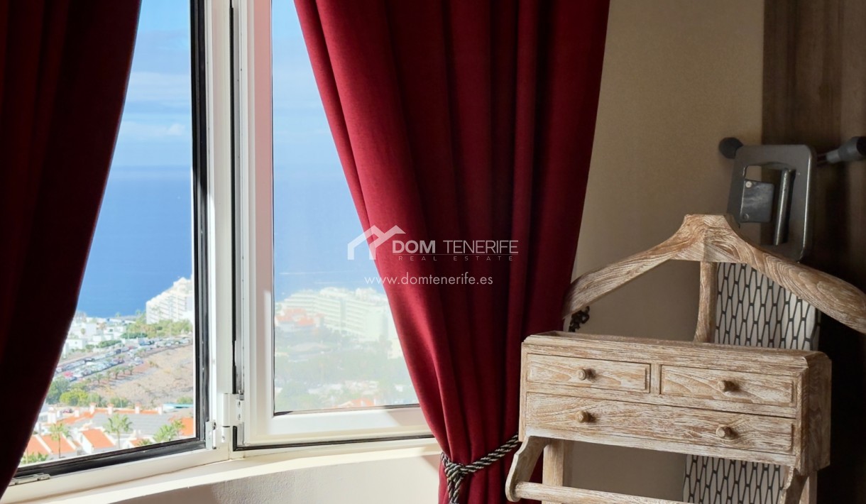 Wiederverkauf - Stadthaus -
Adeje - Torviscas Alto