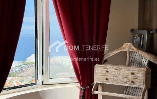 Wiederverkauf - Stadthaus -
Adeje - Torviscas Alto