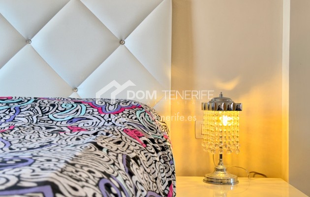 Wiederverkauf - Stadthaus -
Adeje - Torviscas Alto