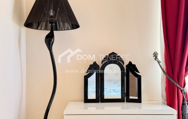 Wiederverkauf - Stadthaus -
Adeje - Torviscas Alto