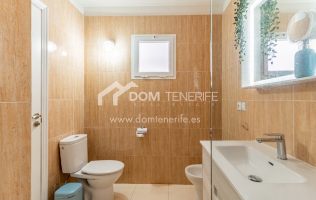 Kurzzeitmiete - Wohnung -
Adeje - Roque del Conde