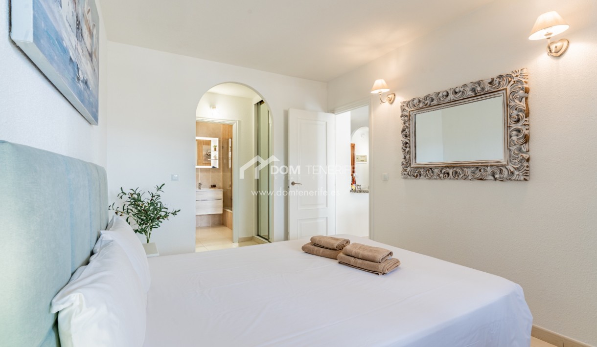 Kurzzeitmiete - Wohnung -
Adeje - Roque del Conde