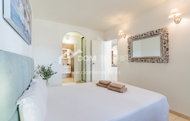 Kurzzeitmiete - Wohnung -
Adeje - Roque del Conde