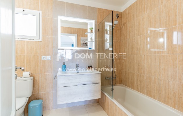 Kurzzeitmiete - Wohnung -
Adeje - Roque del Conde