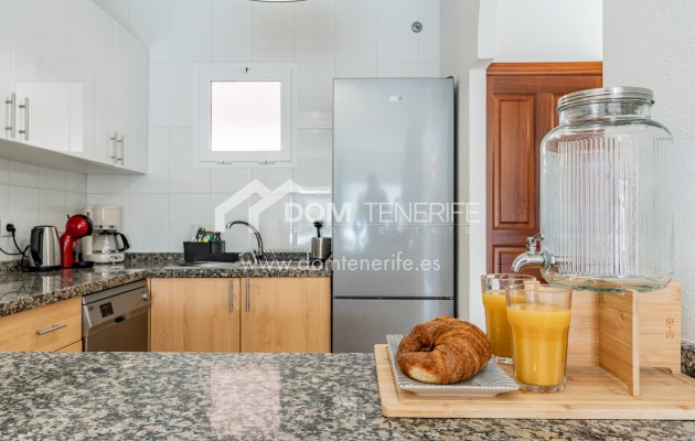 Kurzzeitmiete - Wohnung -
Adeje - Roque del Conde