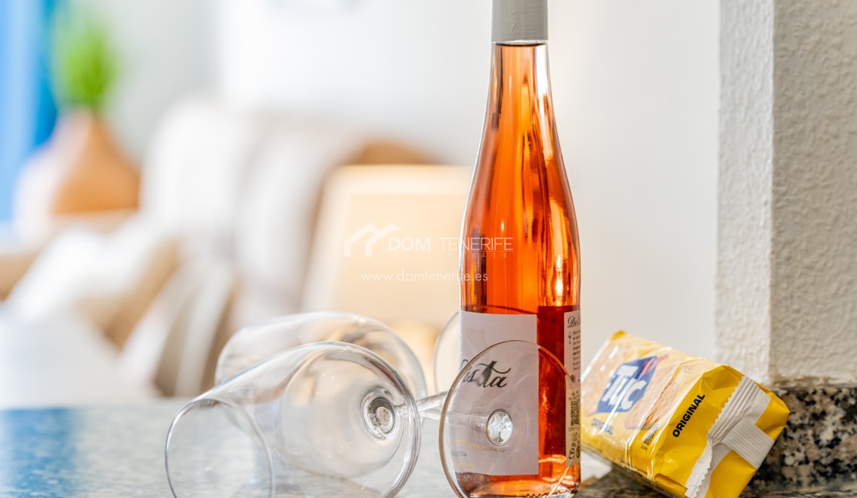 Kurzzeitmiete - Wohnung -
Adeje - Roque del Conde