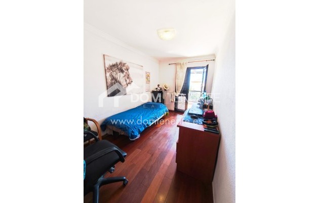 Wiederverkauf - Stadthaus -
Adeje - El Galeon