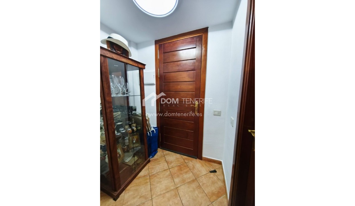 Wiederverkauf - Stadthaus -
Adeje - El Galeon