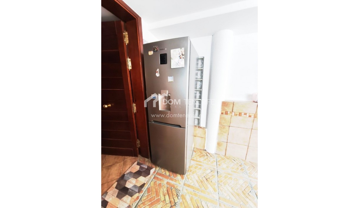 Wiederverkauf - Stadthaus -
Adeje - El Galeon