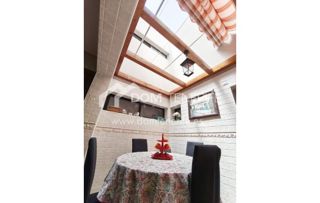 Wiederverkauf - Stadthaus -
Adeje - El Galeon