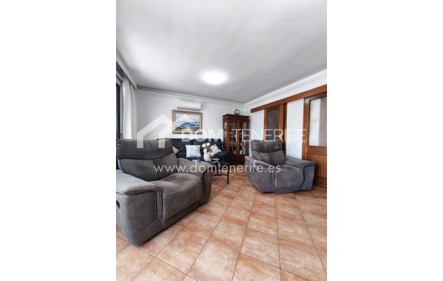 Wiederverkauf - Stadthaus -
Adeje - El Galeon