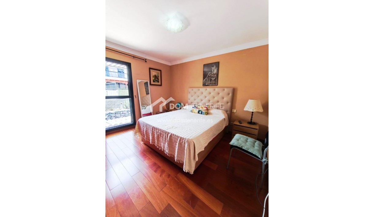 Wiederverkauf - Stadthaus -
Adeje - El Galeon