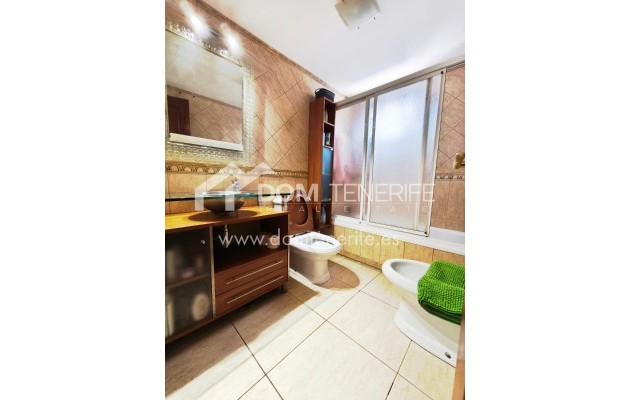 Wiederverkauf - Stadthaus -
Adeje - El Galeon