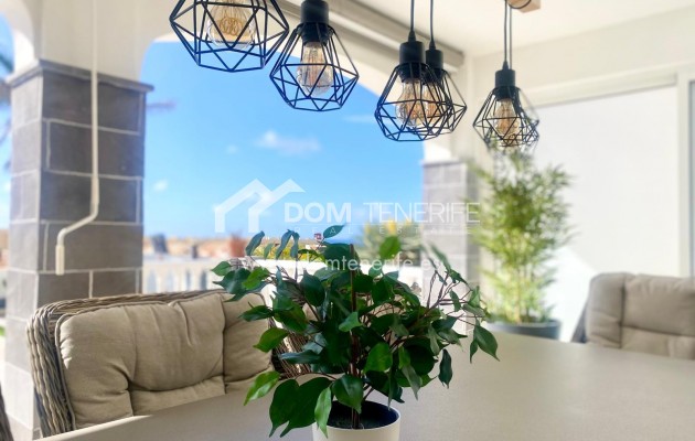 Wiederverkauf - Villa -
Adeje - El Madroñal