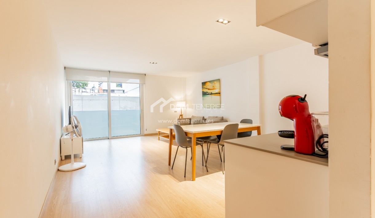 Wiederverkauf - Wohnung -
Adeje