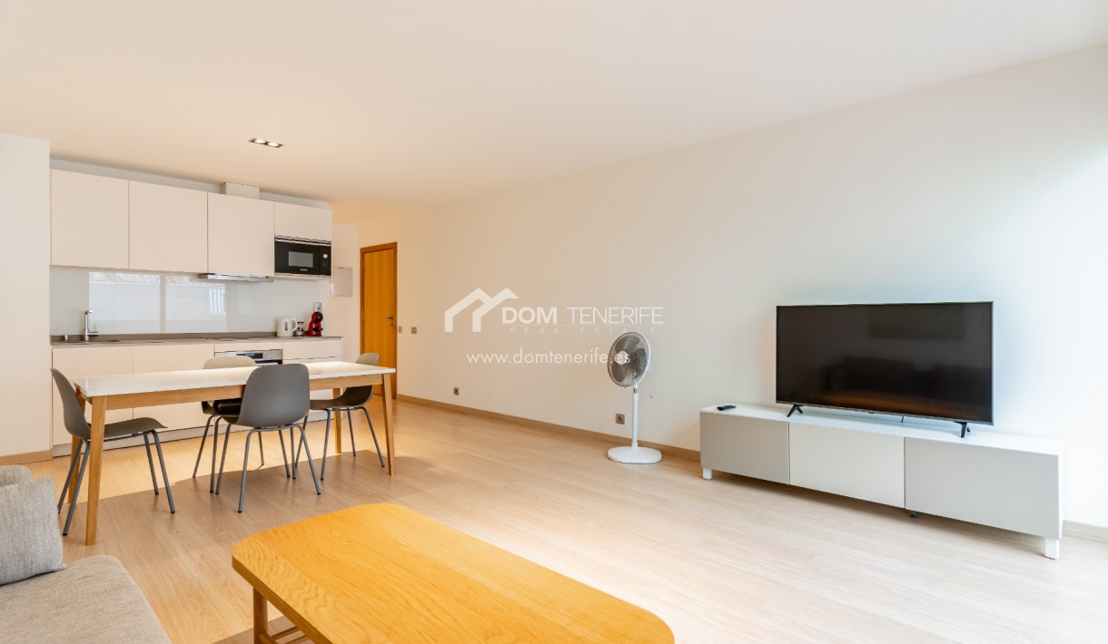 Wiederverkauf - Wohnung -
Adeje