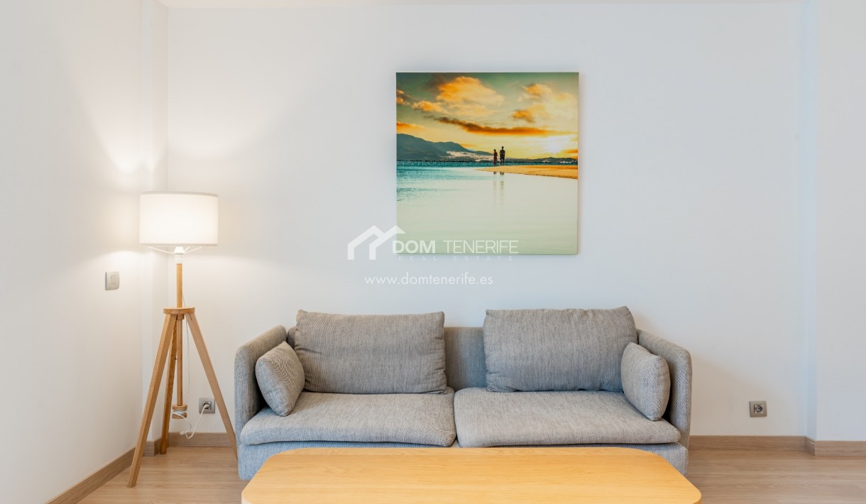 Wiederverkauf - Wohnung -
Adeje