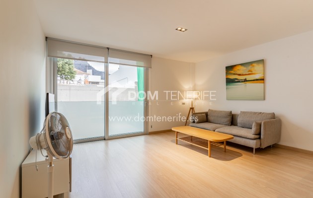 Wiederverkauf - Wohnung -
Adeje