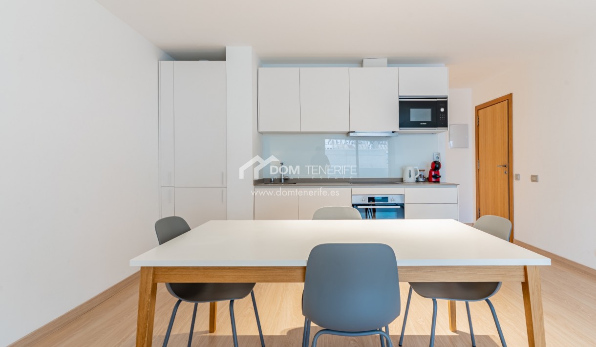 Wiederverkauf - Wohnung -
Adeje