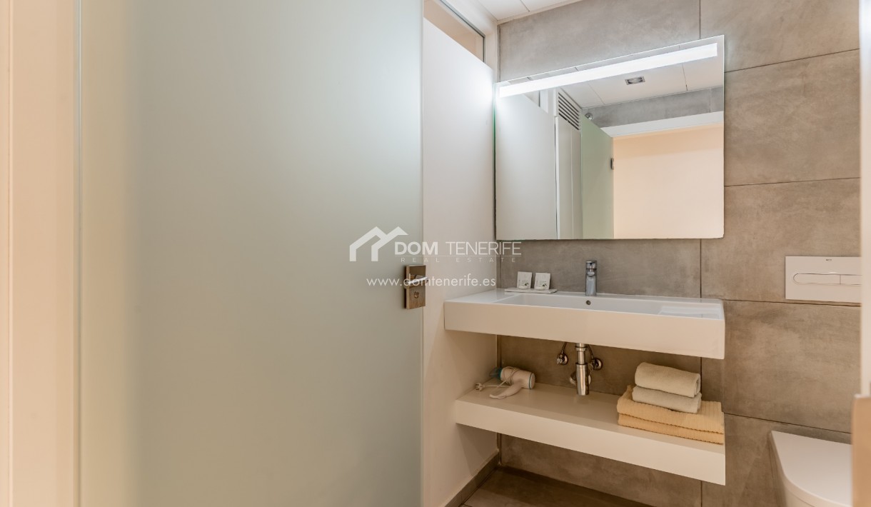 Wiederverkauf - Wohnung -
Adeje