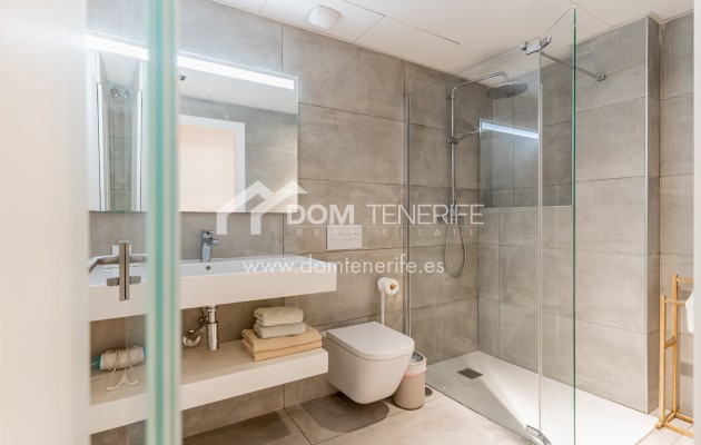 Wiederverkauf - Wohnung -
Adeje