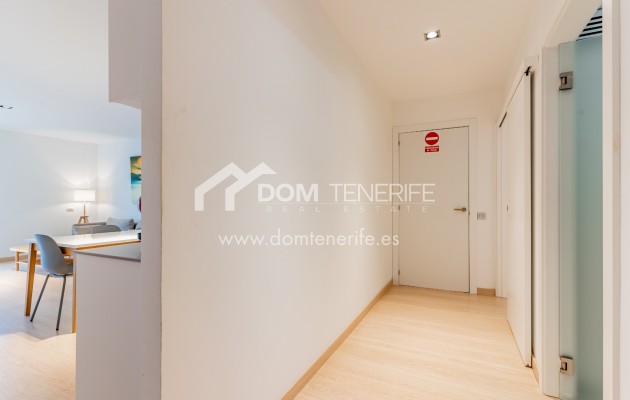 Wiederverkauf - Wohnung -
Adeje