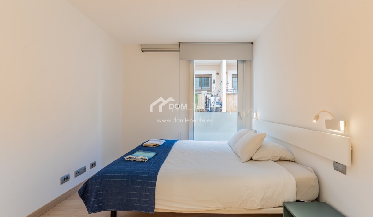 Wiederverkauf - Wohnung -
Adeje