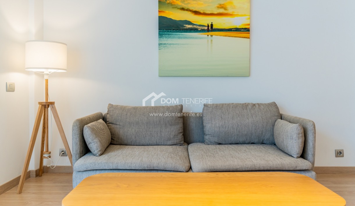 Wiederverkauf - Wohnung -
Adeje