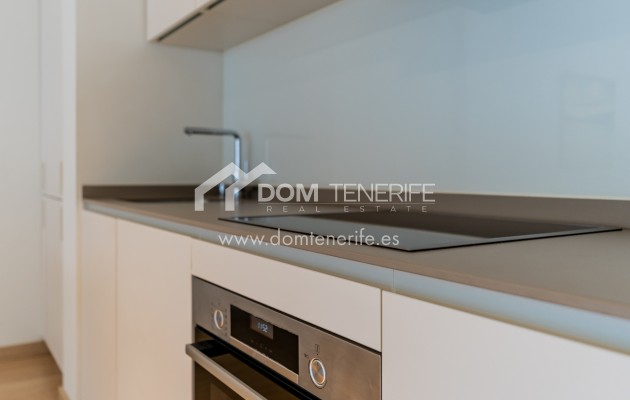 Wiederverkauf - Wohnung -
Adeje