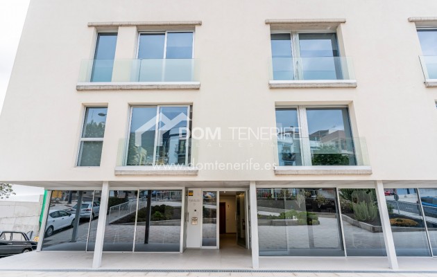 Wiederverkauf - Wohnung -
Adeje