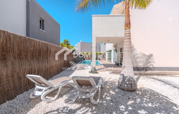 Wiederverkauf - Villa -
Adeje - Playa Paraiso