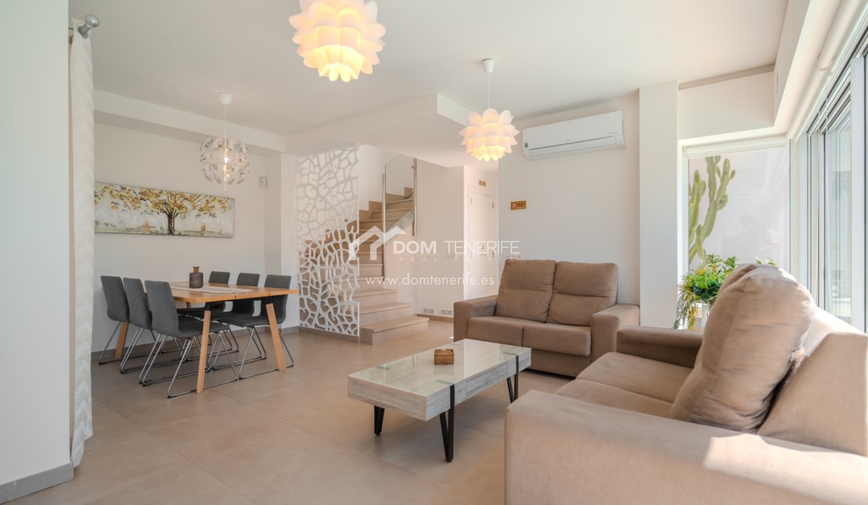 Wiederverkauf - Villa -
Adeje - Playa Paraiso