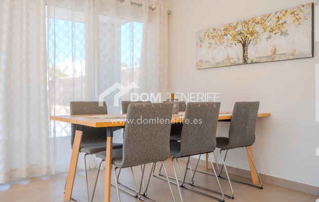 Wiederverkauf - Villa -
Adeje - Playa Paraiso