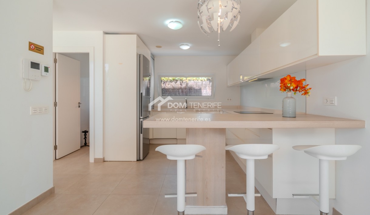 Wiederverkauf - Villa -
Adeje - Playa Paraiso