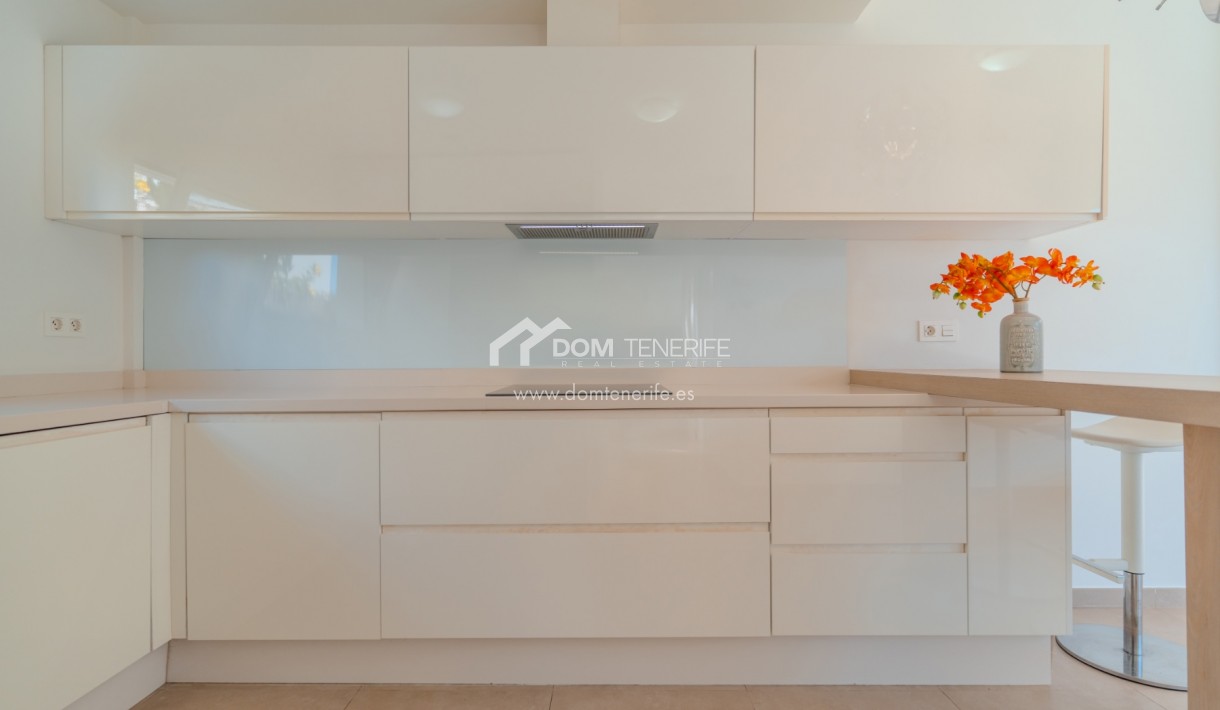 Wiederverkauf - Villa -
Adeje - Playa Paraiso