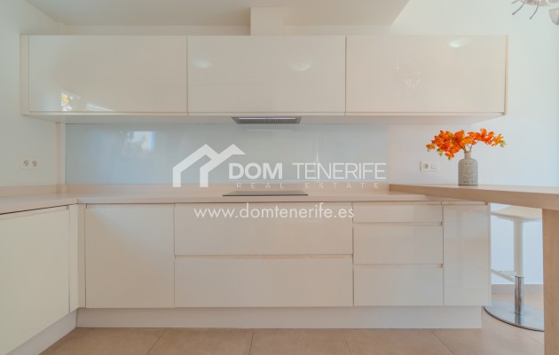 Wiederverkauf - Villa -
Adeje - Playa Paraiso