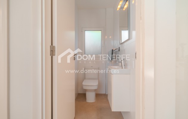 Wiederverkauf - Villa -
Adeje - Playa Paraiso