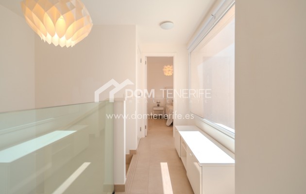Wiederverkauf - Villa -
Adeje - Playa Paraiso
