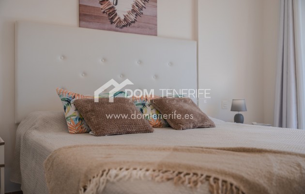 Wiederverkauf - Villa -
Adeje - Playa Paraiso