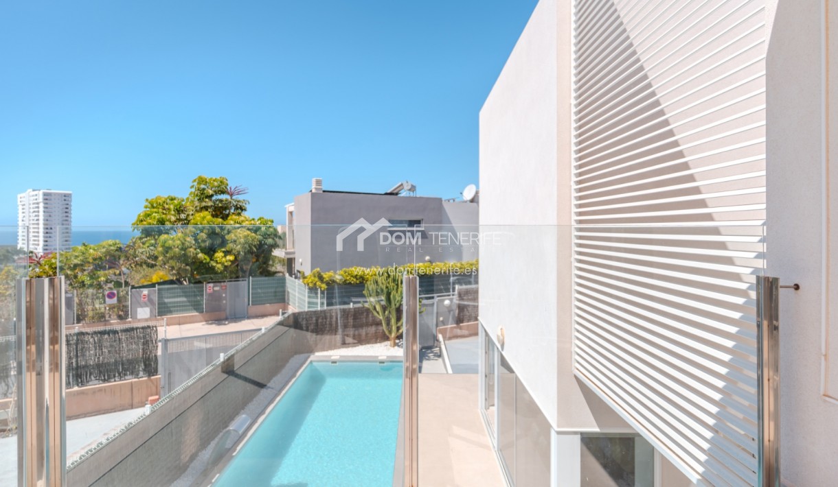 Wiederverkauf - Villa -
Adeje - Playa Paraiso