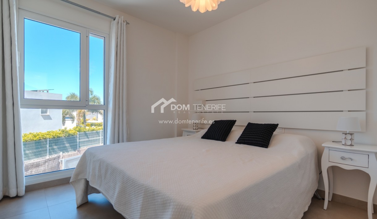 Wiederverkauf - Villa -
Adeje - Playa Paraiso