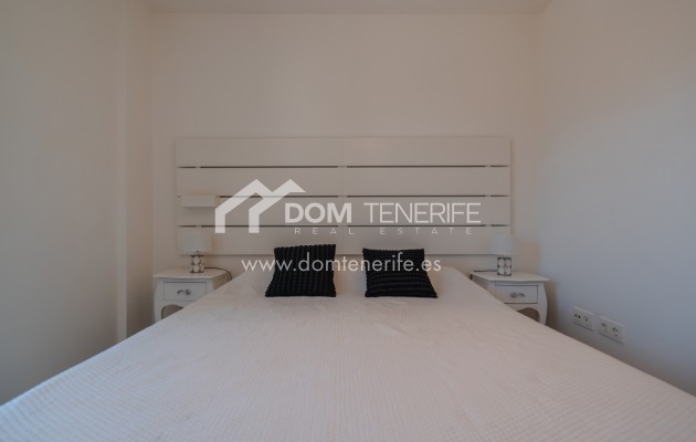 Wiederverkauf - Villa -
Adeje - Playa Paraiso