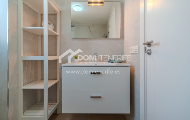 Wiederverkauf - Villa -
Adeje - Playa Paraiso