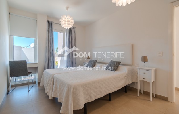 Wiederverkauf - Villa -
Adeje - Playa Paraiso